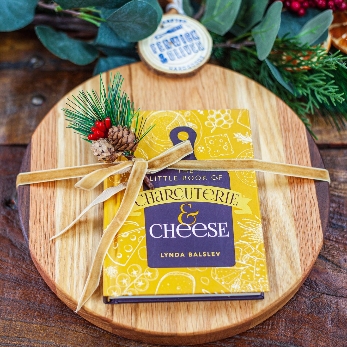 Holiday Cheese & Charcuterie Gift Set — Small Hardwood Board, Mini Table Book & Reindeer Spreader