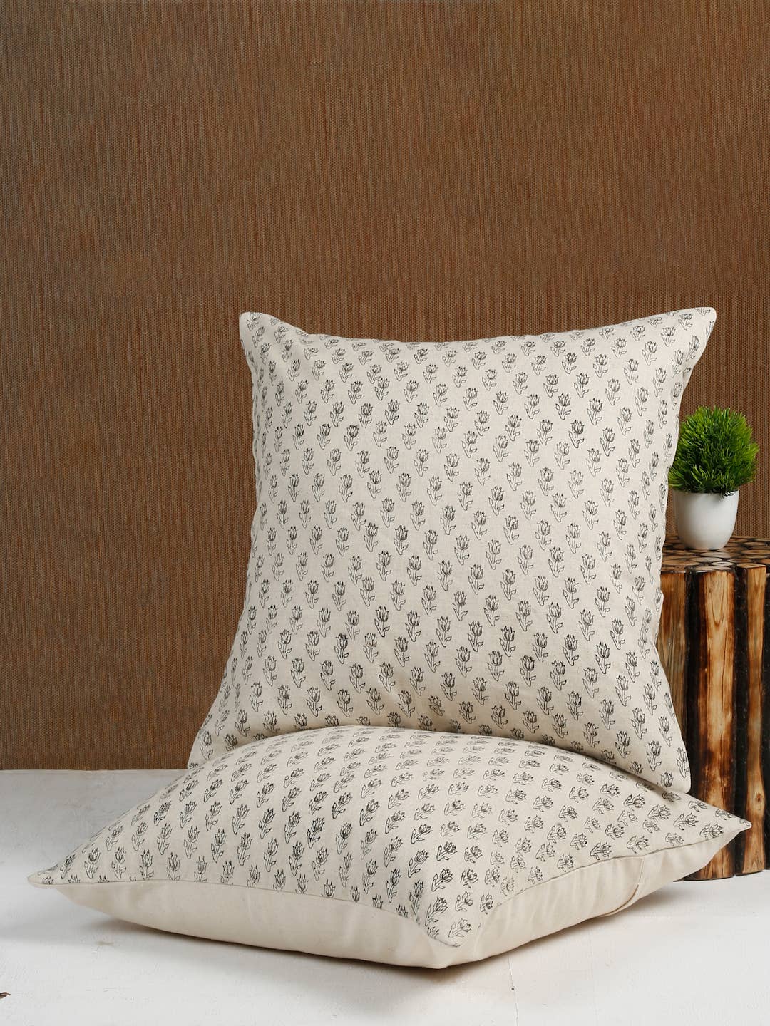 Hand block printed 20X20 pillow cover | With pillow insert