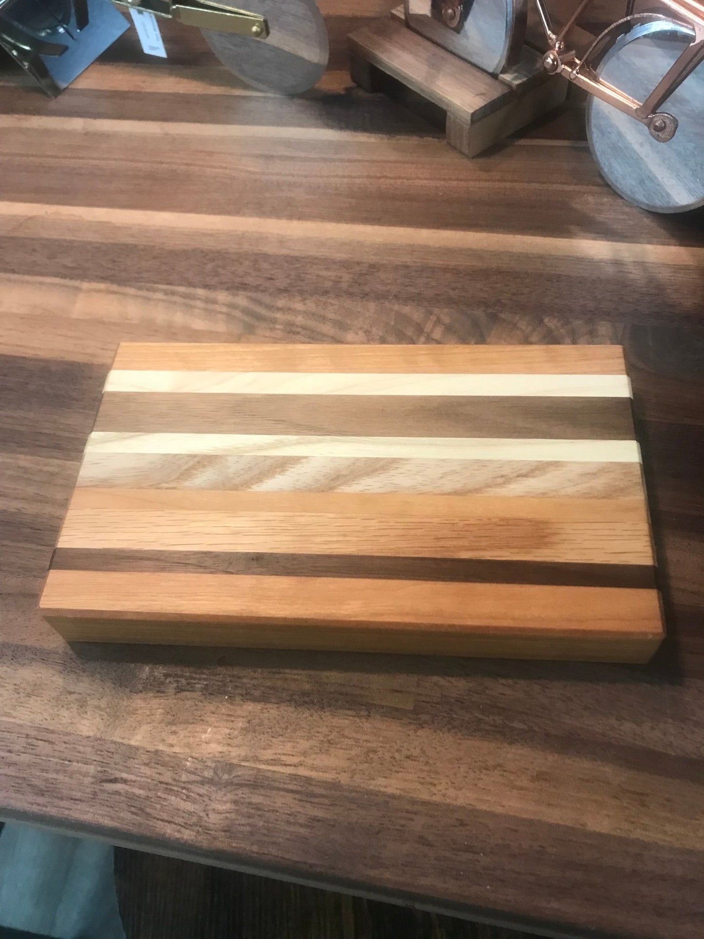 Cutting Board Small, 4 x 7 x 1 - Fenwick & OliverCutting Board Small, 4 x 7 x 1Fenwick & OliverFenwick & OliverFOCB323223002