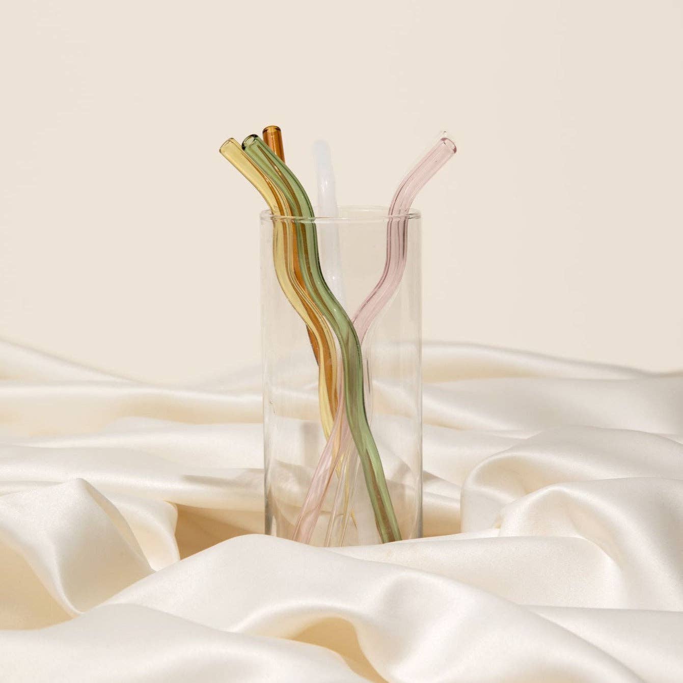 kessellate - Wavy Glass Straws Pink - Fenwick & Oliverkessellate - Wavy Glass Straws PinkkessellateFenwick & OliverKESS-WGSP