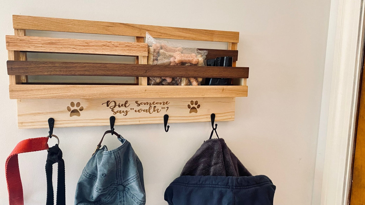 Leash Holder: Did Someone Say Walk? - Fenwick & OliverLeash Holder: Did Someone Say Walk?Fenwick & OliverFenwick & Oliver