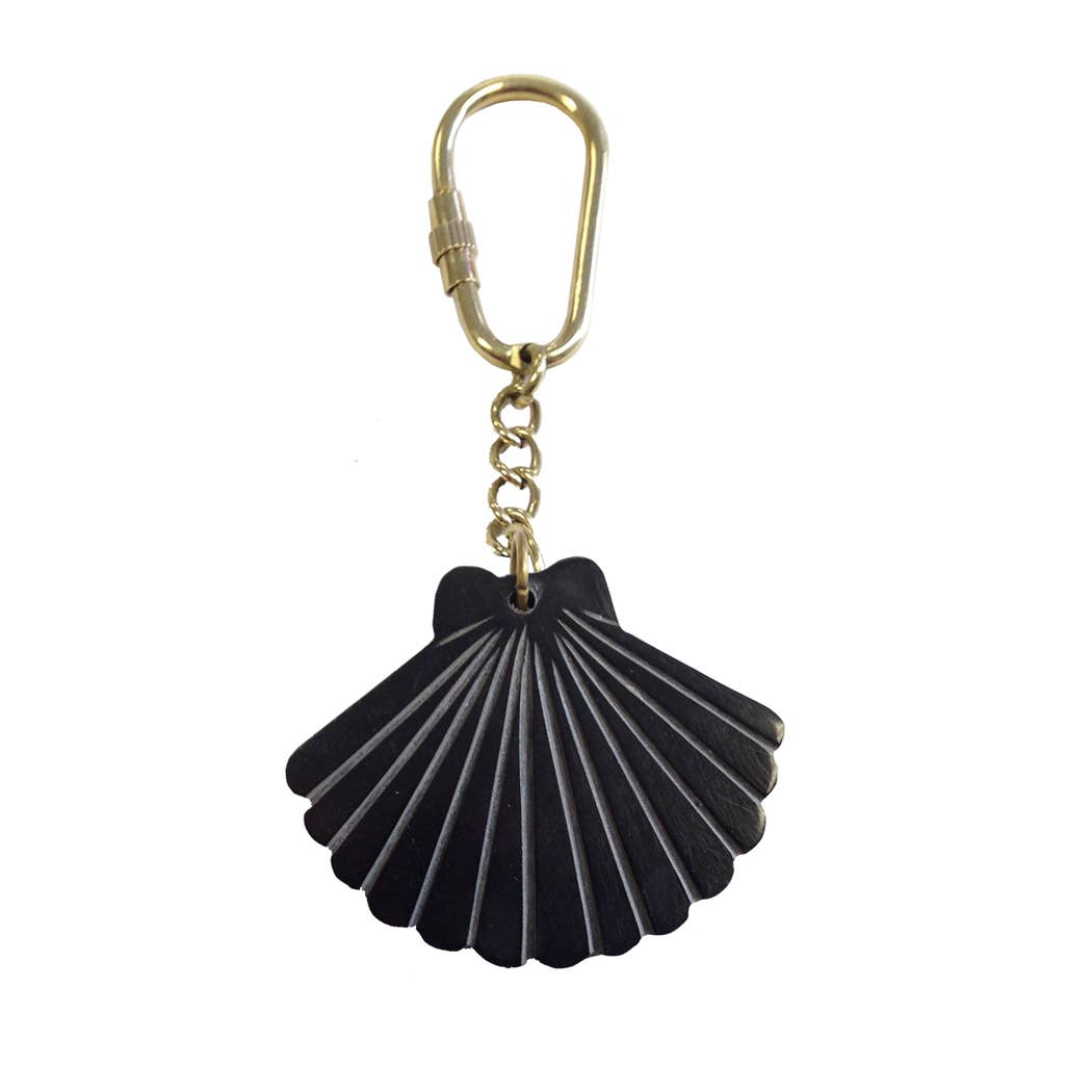 Madison Bay Co. - 2" Horn Sea Shell Keychain - Fenwick & OliverMadison Bay Co. - 2" Horn Sea Shell KeychainMadison Bay Co.Fenwick & Oliver6899