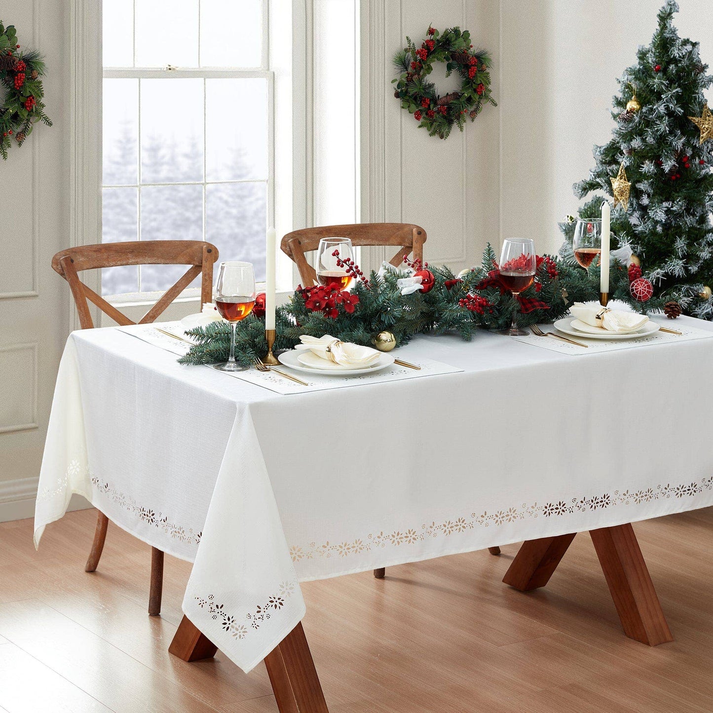 Poinsettia Noel Laser Cut Holiday/Christmas Tablecloth