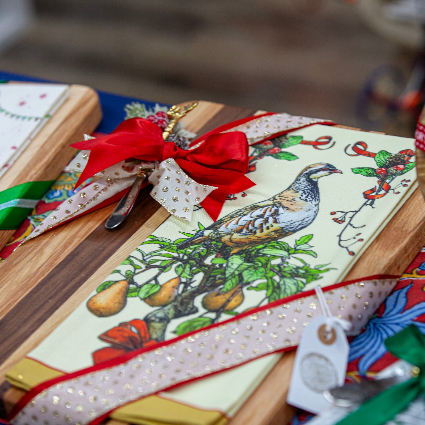 Holiday Entertaining Gift Set – Cutting Board, Hand-Screened Towel & Reindeer Spreader