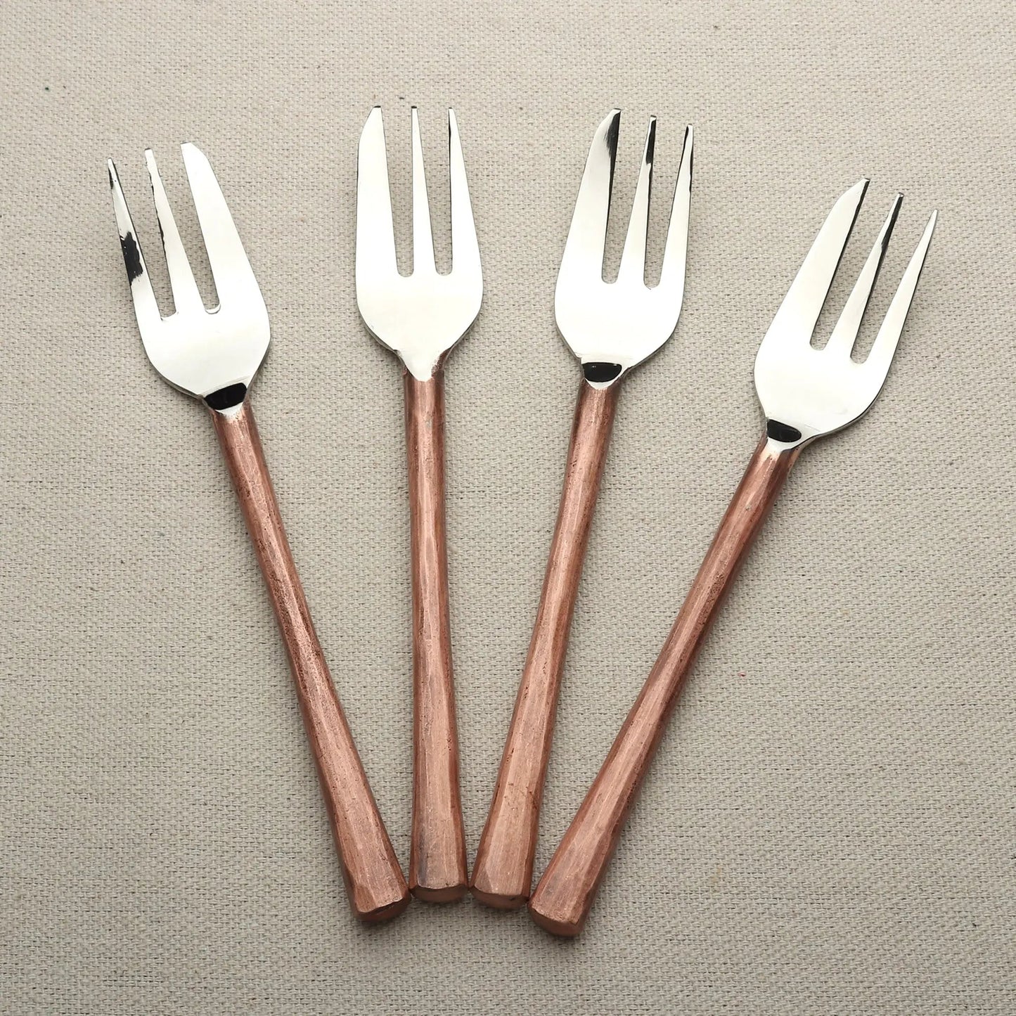 MEDICKI DESSERT/PASTRY FORK 4 PC. SET