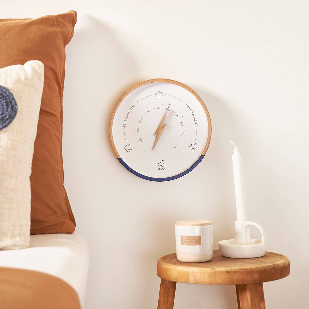 Navy blue and white wood weather BAROMETER - White dial