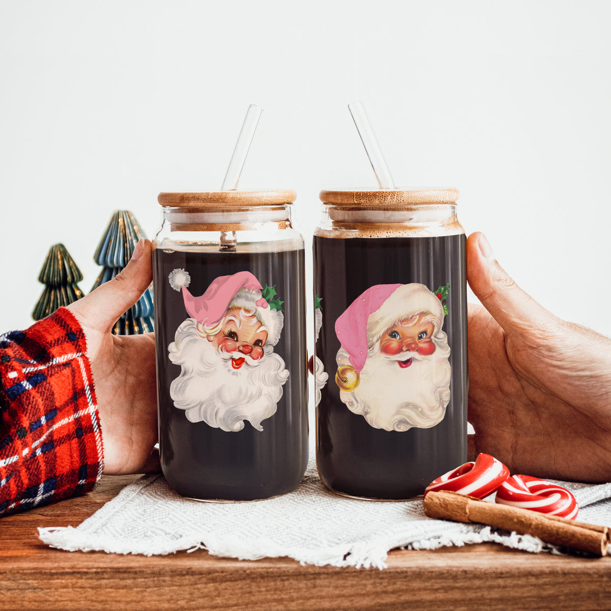 Vintage Pink Santa 17oz