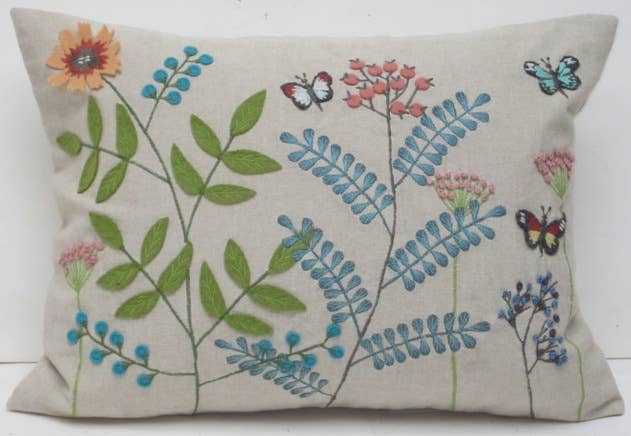 Natural Habitat - Pillow Applique/Embo 12x16" Country Garden - Fenwick & OliverNatural Habitat - Pillow Applique/Embo 12x16" Country GardenNatural HabitatFenwick & Oliver1216ICCG