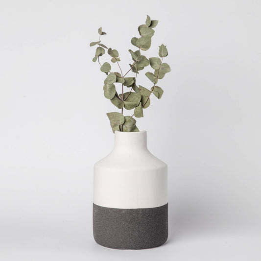 Porto Boutique - 216 - Ceramic Vase - Fenwick & OliverPorto Boutique - 216 - Ceramic VasePorto BoutiqueFenwick & OliverCD22385MMBLC16